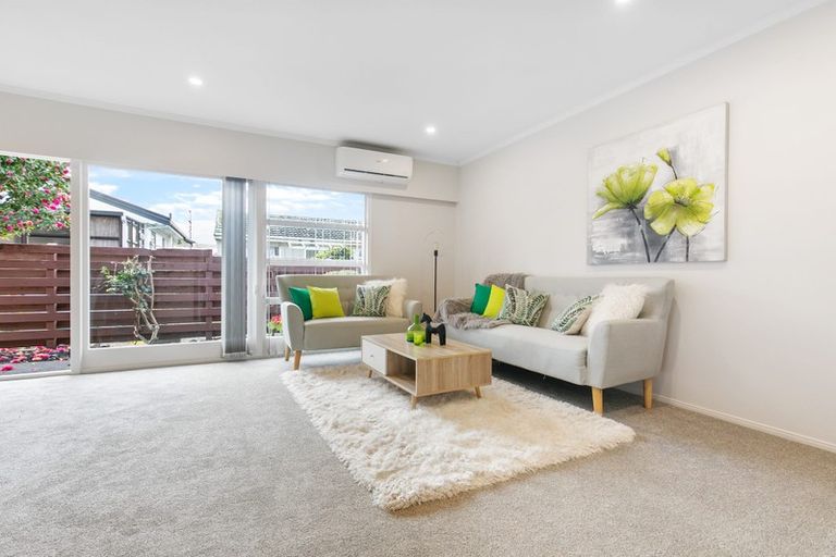 Photo of property in 4/24 Central Avenue, Papatoetoe, Auckland, 2025