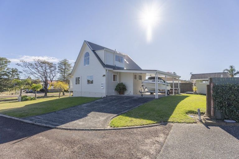 Photo of property in 63 Jubilee Drive, Pauanui, Hikuai, 3579