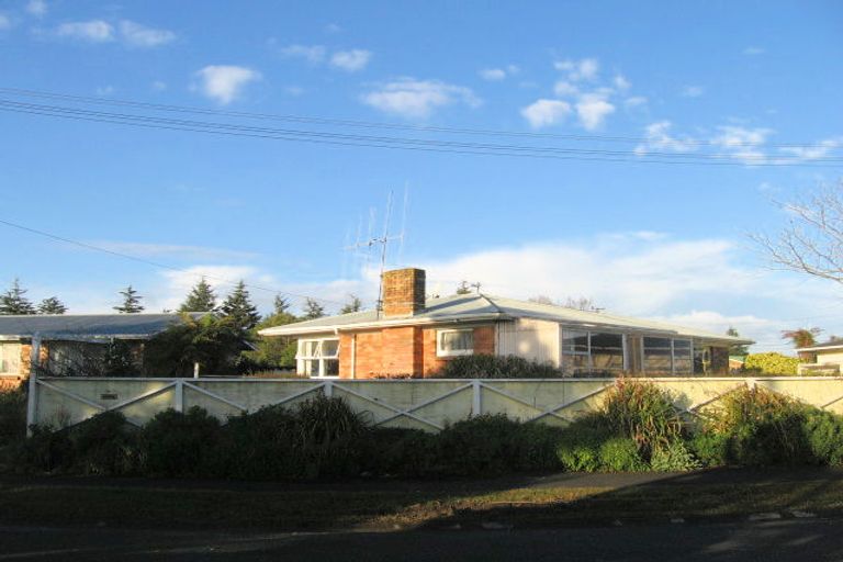 Photo of property in 8 Sundown Crescent, Melville, Hamilton, 3206