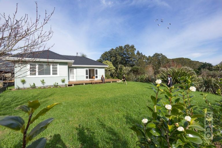 Photo of property in 29 Cambridge Road, Riverhead, 0820