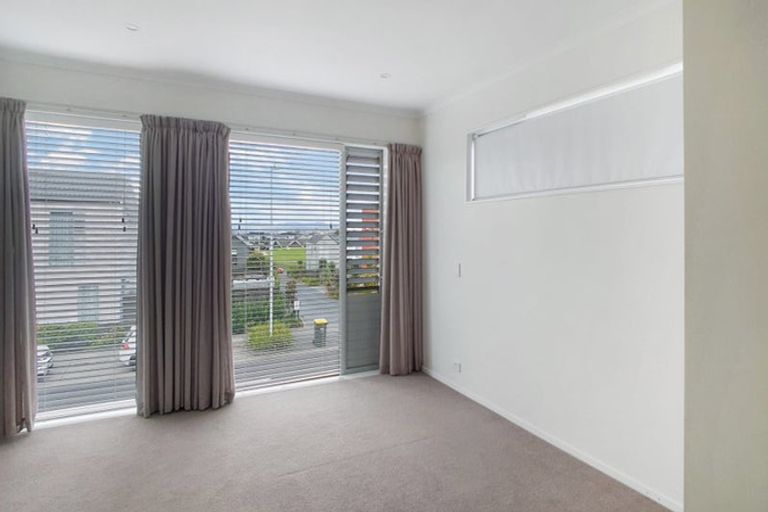 Photo of property in 24 Plover Road, Hobsonville, Auckland, 0616