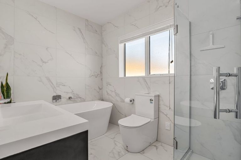 Photo of property in 21 Jeroboam Loop, Kumeu, 0810