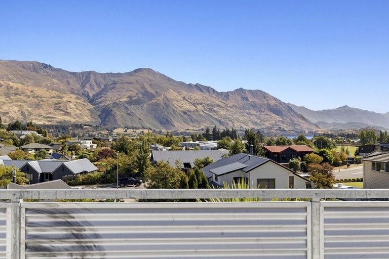 Photo of property in 31a Kings Drive, Wanaka, 9305