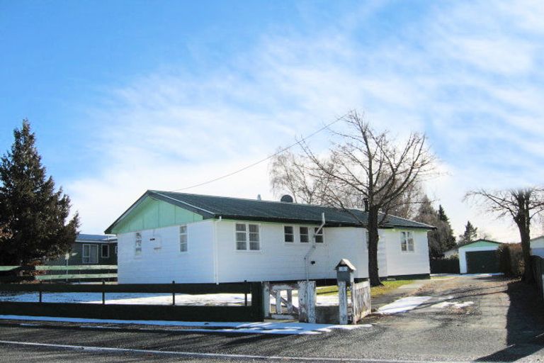 Photo of property in 3 Mount Cook Street, Twizel, 7901