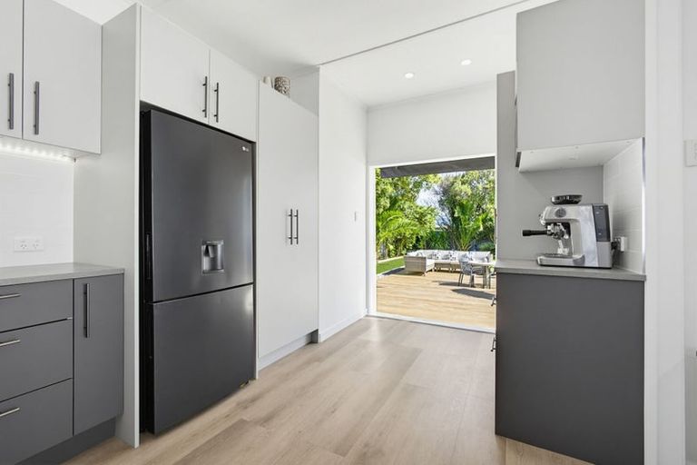 Photo of property in 17 Te Awa Avenue, Te Awa, Napier, 4110