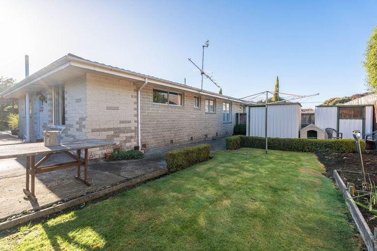 Photo of property in 2/367a Withells Road, Avonhead, Christchurch, 8042