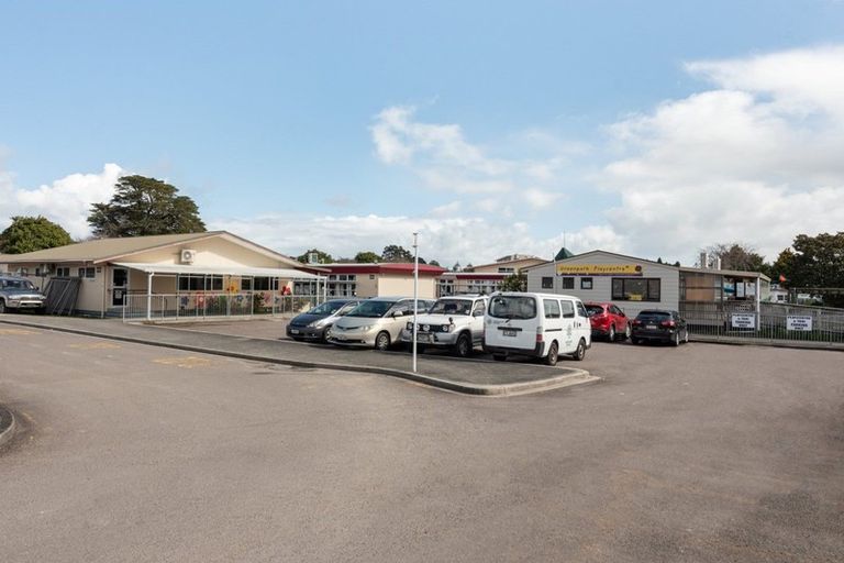 Photo of property in 5 Greenpark Way, Greerton, Tauranga, 3112