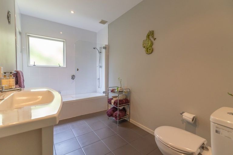 Photo of property in 133 Pacific View Drive, Whangamata, 3620