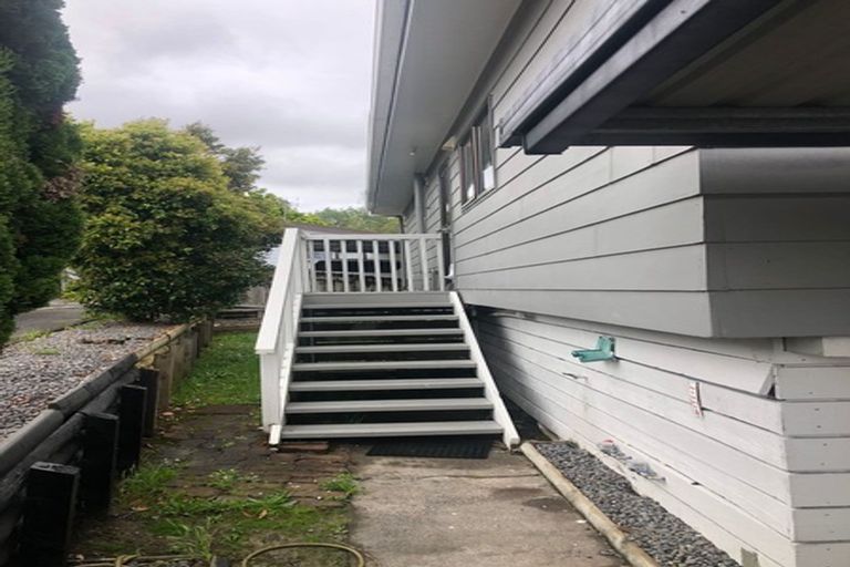 Photo of property in 1/56 Pooks Road, Ranui, Auckland, 0612