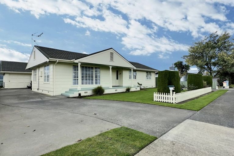 Photo of property in 21 Frickleton Street, Taradale, Napier, 4112
