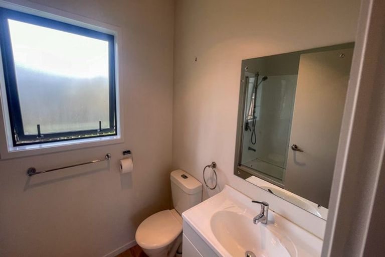 Photo of property in 23a/1 Tomo Street, New Lynn, Auckland, 0600