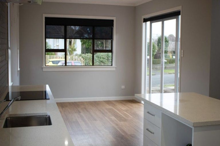 Photo of property in 15 Barry Street, Ferndale, New Plymouth, 4310