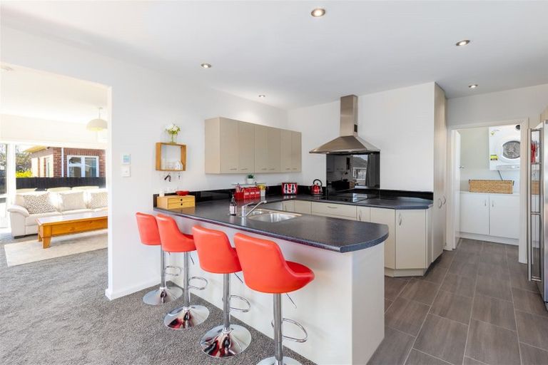 Photo of property in 289 Westminster Street, Mairehau, Christchurch, 8013