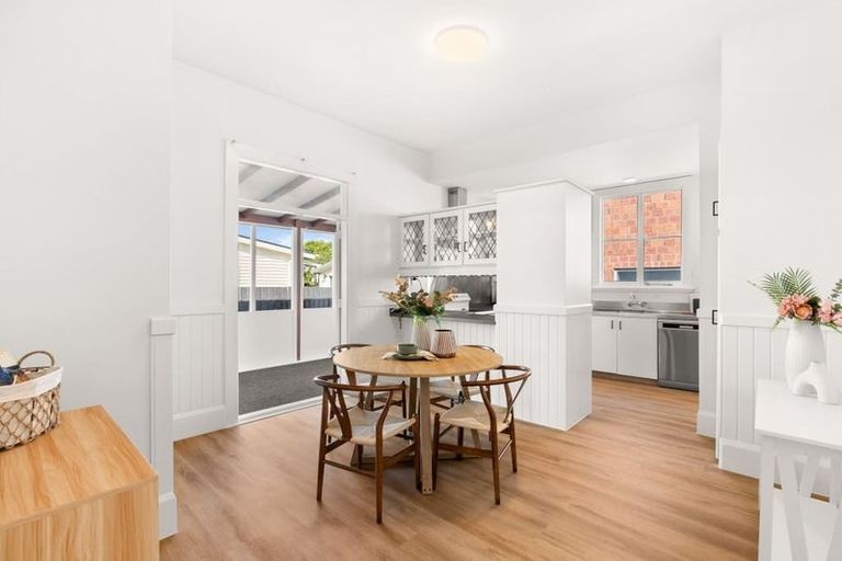 Photo of property in 102 Simeon Street, Spreydon, Christchurch, 8024