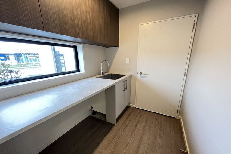 Photo of property in 27 Marcoola Drive, Rolleston, 7614