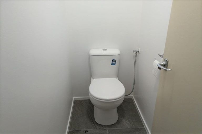 Photo of property in 2 Sylvan Park Avenue, Milford, Auckland, 0620