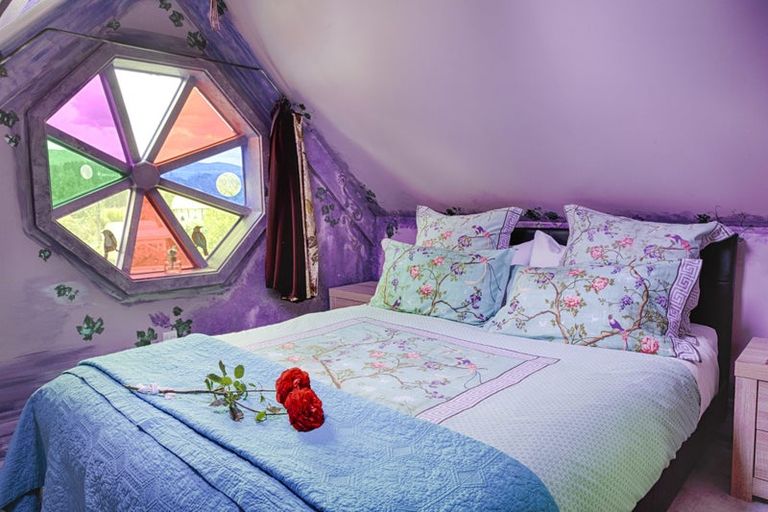 Photo of property in 37 Gillies Crescent, Waimarama, Havelock North, 4294