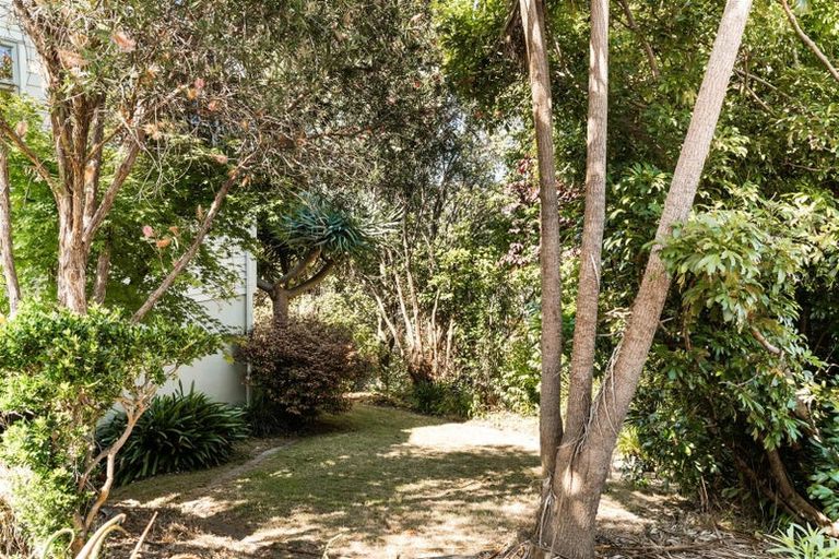 Photo of property in 111 Kaitemako Road, Welcome Bay, Tauranga, 3112