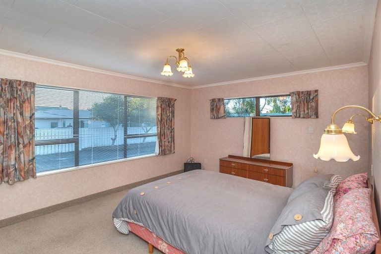 Photo of property in 70a Highbury Drive, Levin, 5510