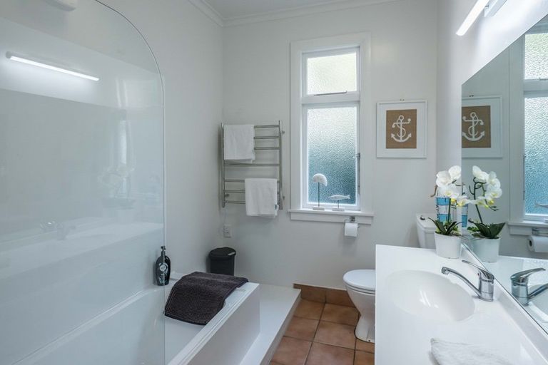 Photo of property in 36 Rakau Road, Hataitai, Wellington, 6021