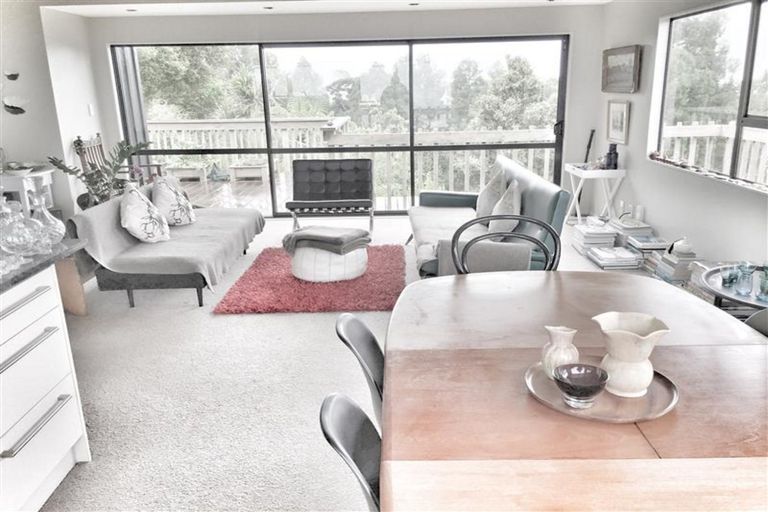 Photo of property in 168a Scenic Drive, Titirangi, Auckland, 0604