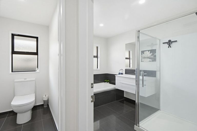 Photo of property in 35 Kahuraki Drive, Pegasus, 7612