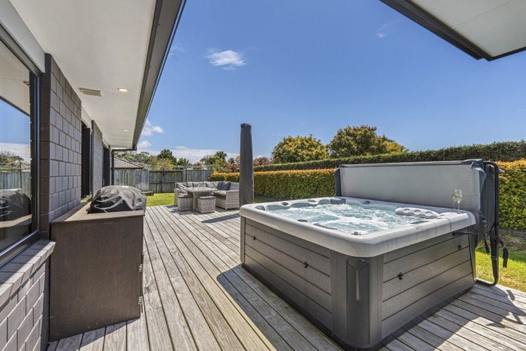 Photo of property in 6 Terli Way, Glen Avon, New Plymouth, 4312