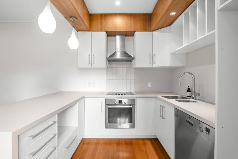 Photo of property in 2/22 Dawson Street, Hamilton East, Hamilton, 3216