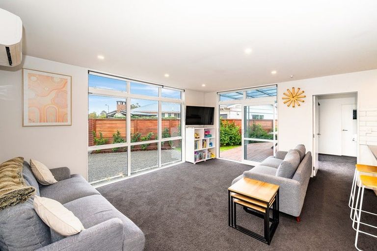 Photo of property in 5 Sharda Grove, Paraparaumu Beach, Paraparaumu, 5032