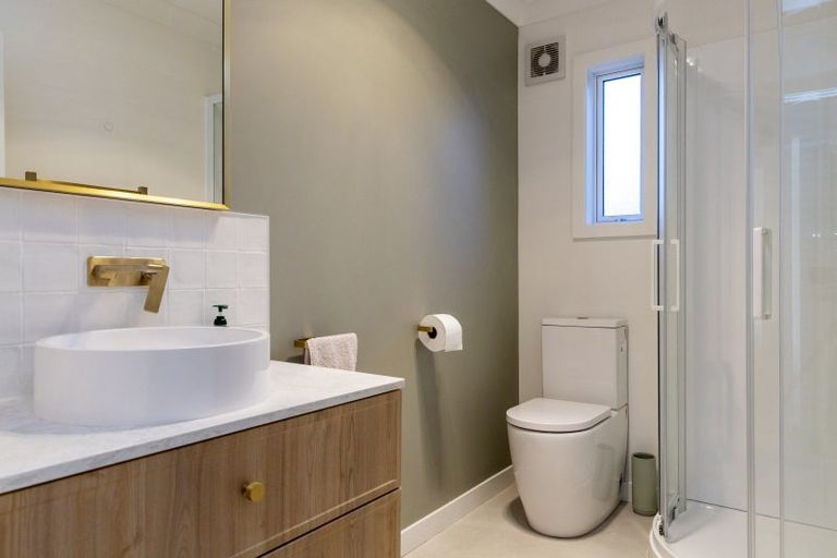 Photo of property in 26 Aubrey Crescent, Rainbow Point, Taupo, 3330