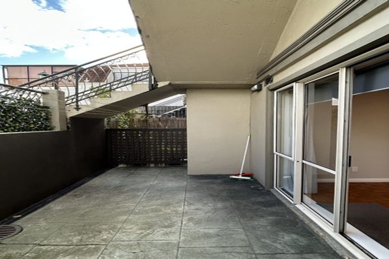 Photo of property in 45 Ellice Street, Mount Victoria, Wellington, 6011