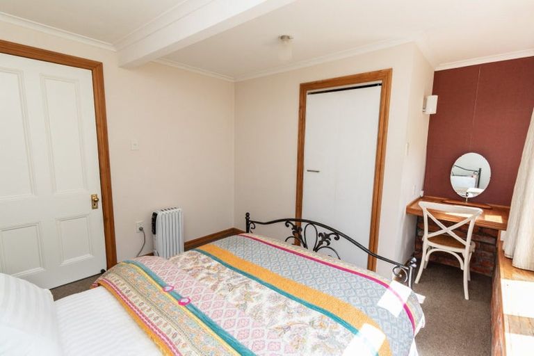 Photo of property in 117 Severn Street, Island Bay, Wellington, 6023