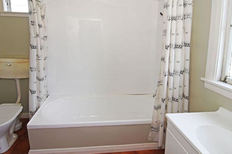 Photo of property in 49 Bentley Street, Masterton, 5810