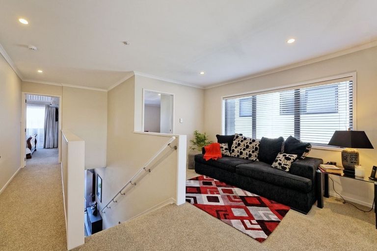 Photo of property in 14 Teal Way, Hobsonville, Auckland, 0616