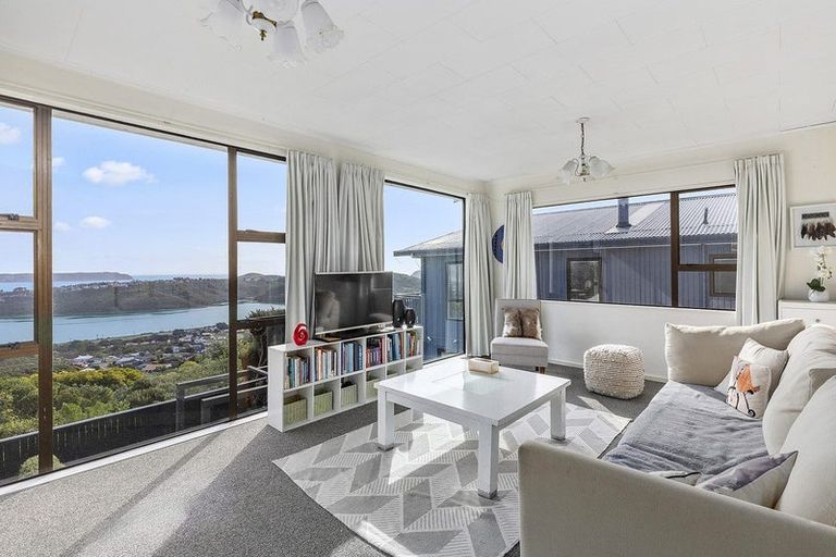 Photo of property in 128 Conclusion Street, Ascot Park, Porirua, 5024