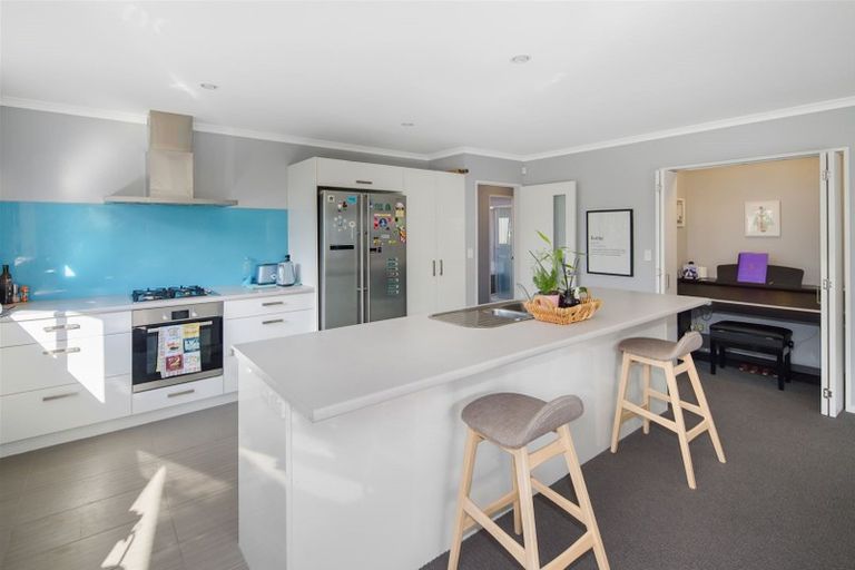 Photo of property in 40 Mauldeth Terrace, Churton Park, Wellington, 6037