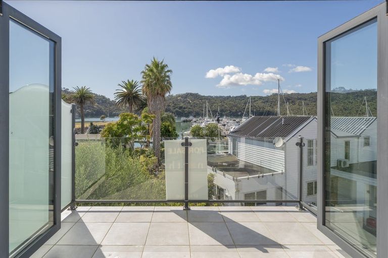 Photo of property in 5c Victoria Street, Whitianga, 3510