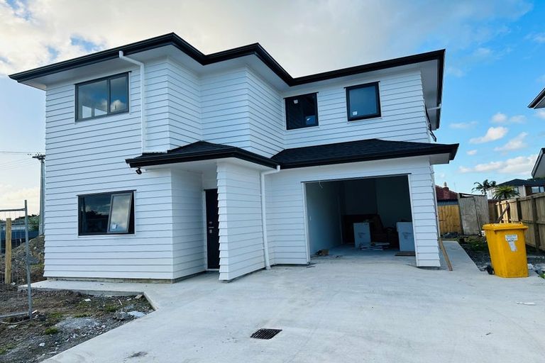 Photo of property in 4 Nagra Lane, Papakura, 2110