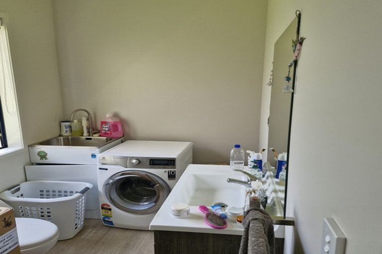 Photo of property in 7 Kapuka Road, Mangere Bridge, Auckland, 2022