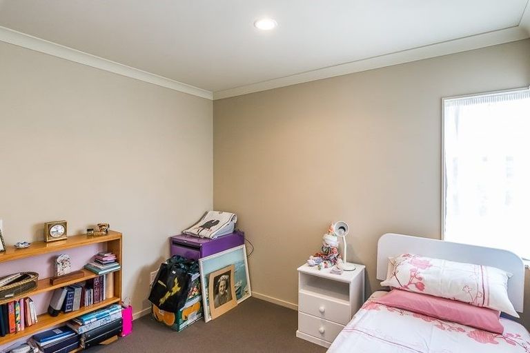 Photo of property in 27 Manhattan Court, Paraparaumu Beach, Paraparaumu, 5032