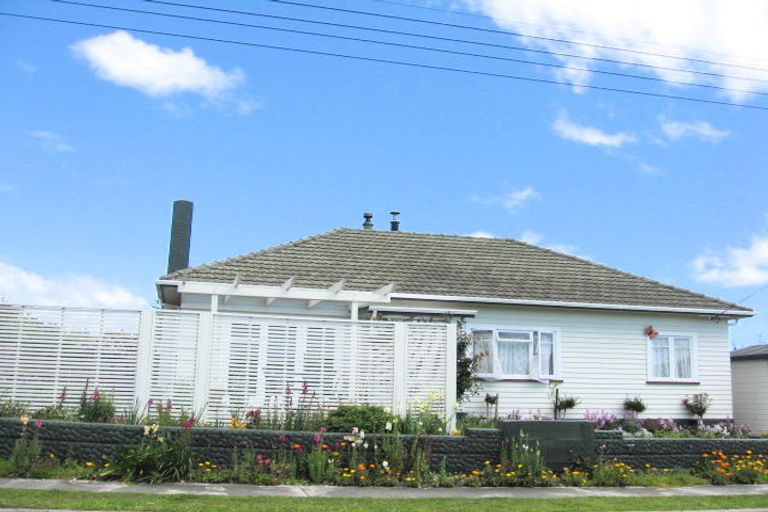Photo of property in 16 Newall Avenue, Stoke, Nelson, 7011