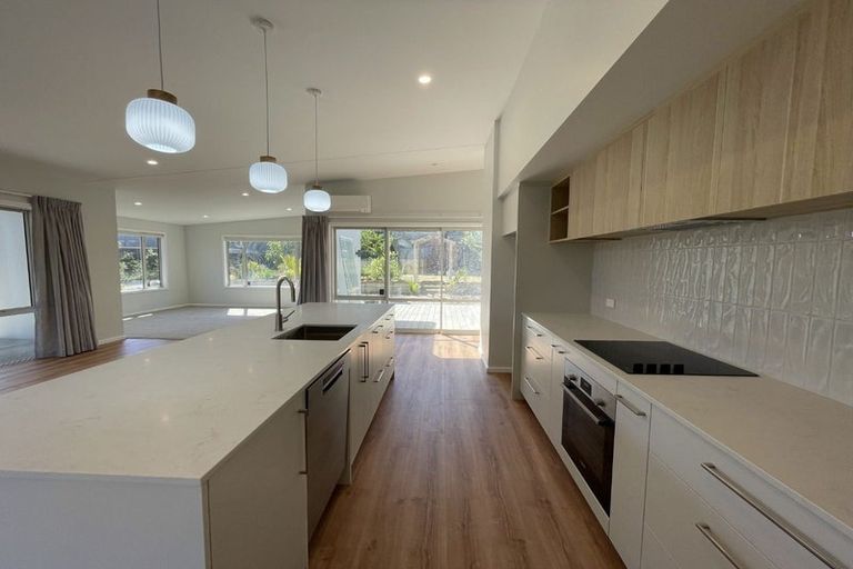 Photo of property in 37 Pohutukawa Drive, Eskdale, Napier, 4182