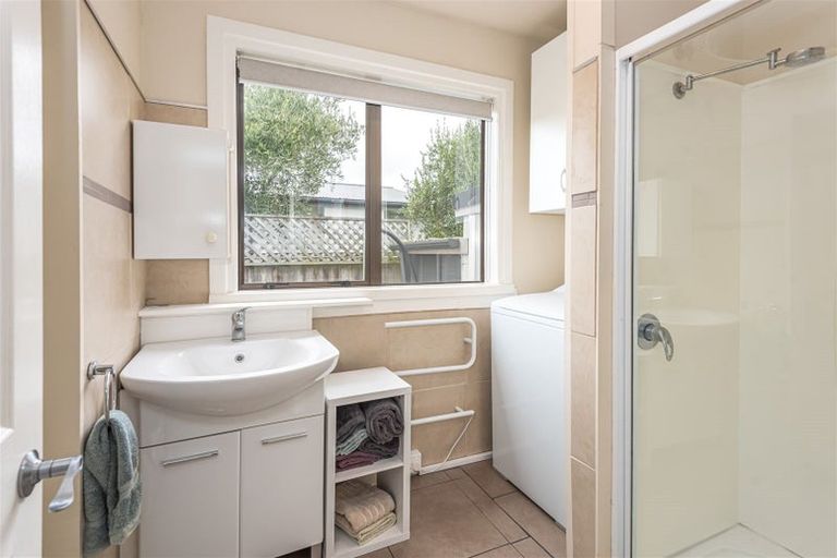 Photo of property in 25 Celia Street, Redcliffs, Christchurch, 8081