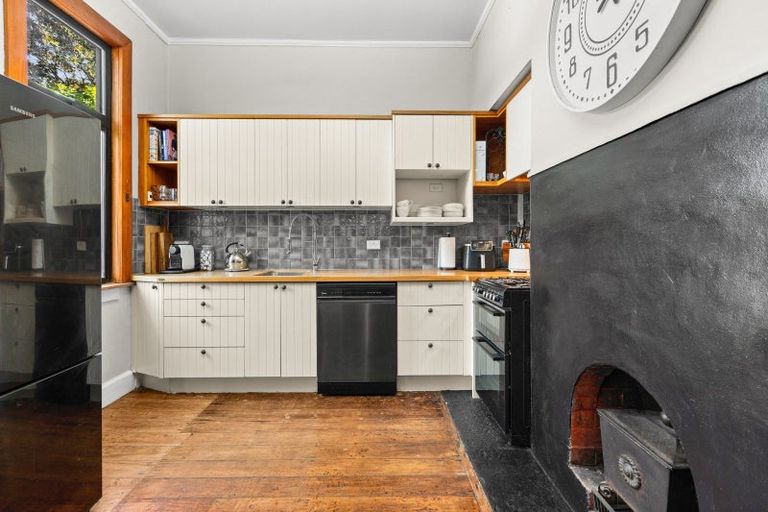Photo of property in 507 Shakespeare Terrace, Bluff Hill, Napier, 4110