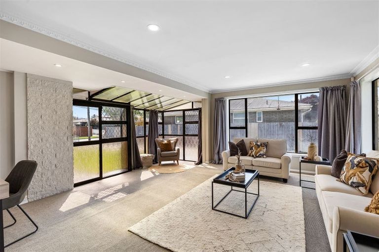 Photo of property in 14 Oldwood Street, Bishopdale, Christchurch, 8053