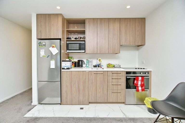 Photo of property in 2/466 Hagley Avenue, Christchurch Central, Christchurch, 8011