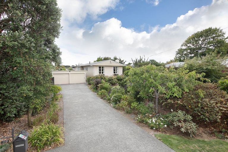 Photo of property in 26 Oxford Street, Marton, 4710