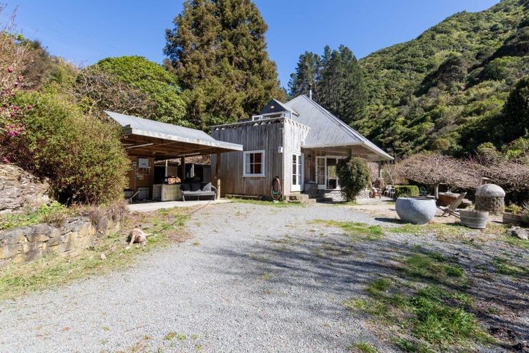 Photo of property in 162 Moonshine Hill Road, Riverstone Terraces, Upper Hutt, 5371