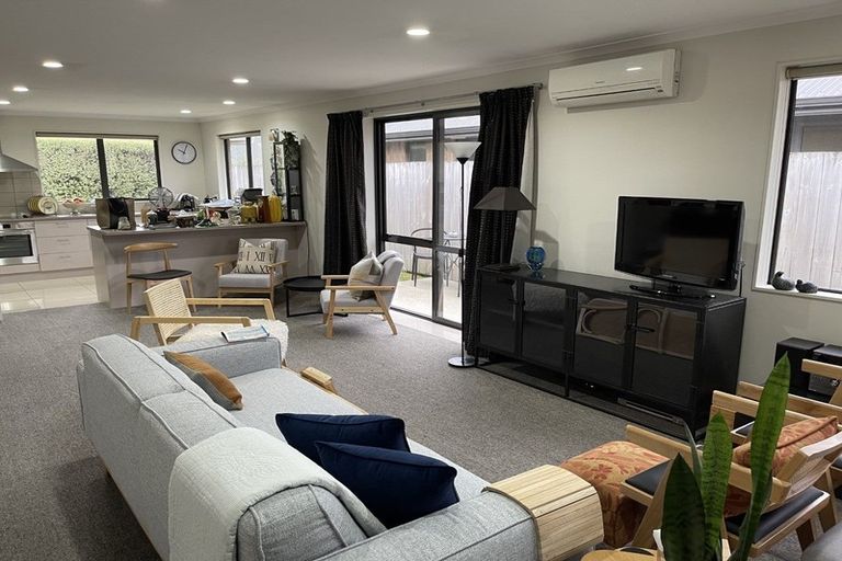 Photo of property in 3 The Palms, Rototuna, Hamilton, 3210