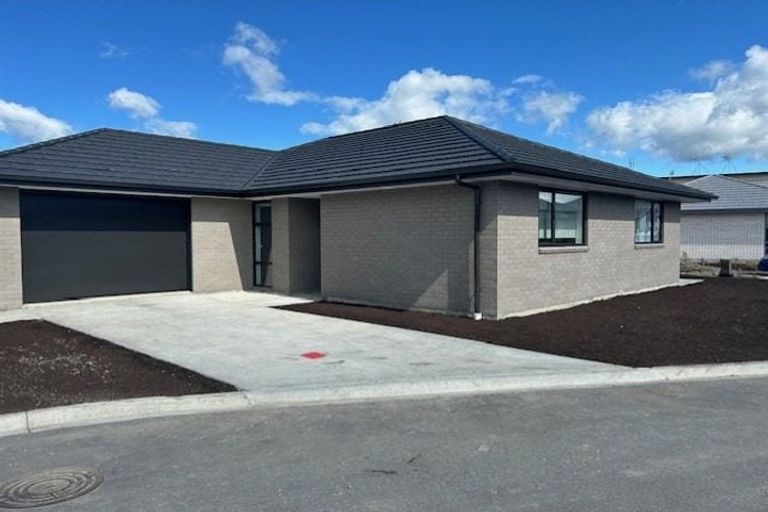 Photo of property in 14 Makoura Road, Masterton, 5810